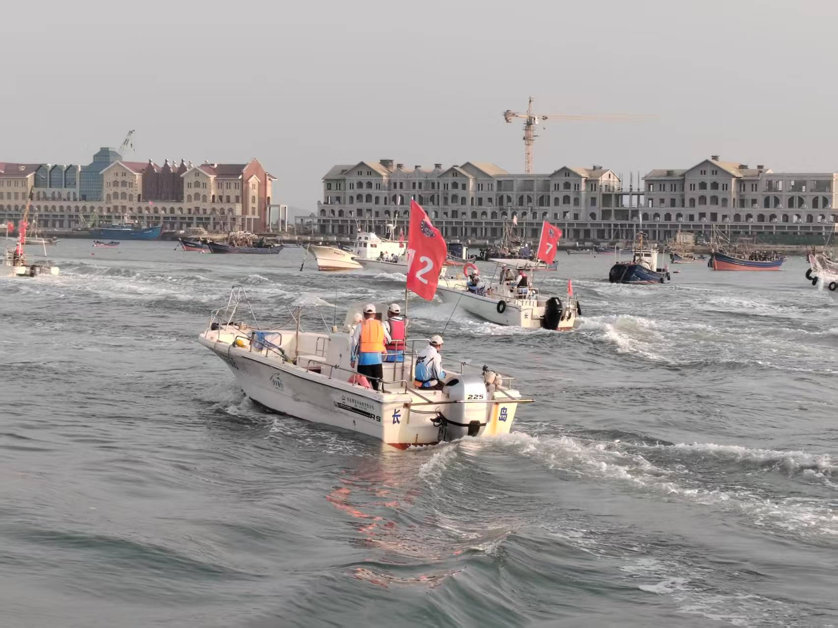 蓬长客港集团全力保障“长山游钓杯”全国海钓邀请赛顺利举办